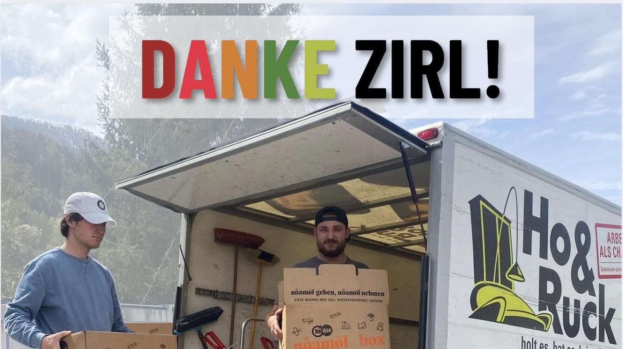 Junge beim Lesen